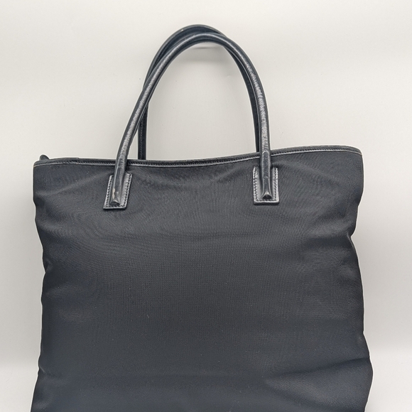 Gucci Black Nylon and Leather Trim Tote Bag - Picture 3 of 16